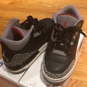Black Cement 3’s Air Jordan